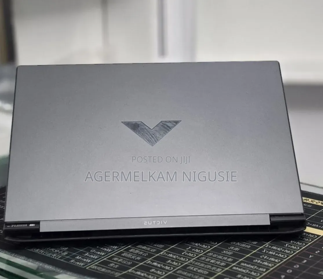 New Laptop HP Victus 16 16GB Intel Core i7 SSD 1T