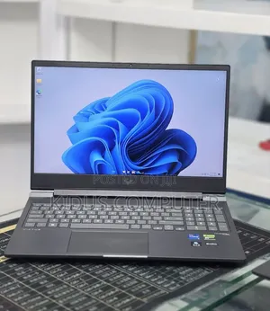 New Laptop HP Victus 15 16GB Intel Core i7 SSD 1T