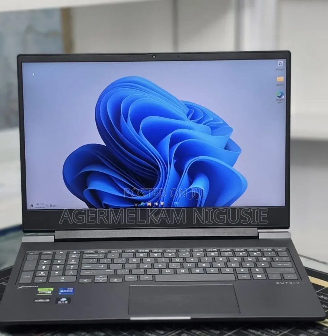 New Laptop HP Victus 16 16GB Intel Core i7 SSD 512GB