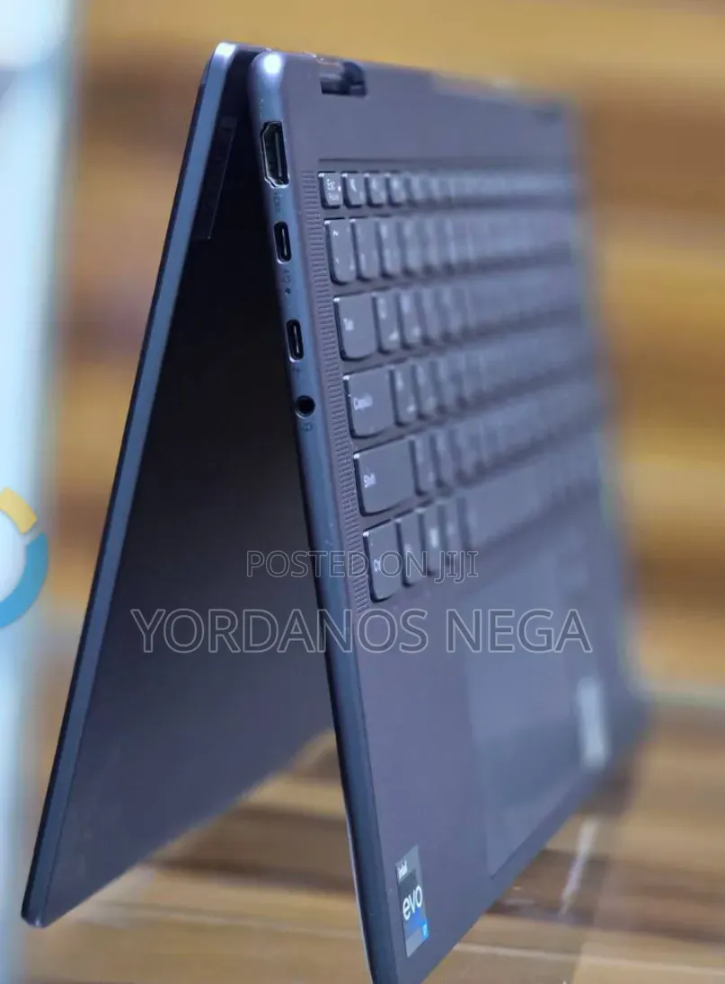 New Laptop Lenovo Yoga 7i 16GB Intel Core i7 SSD 512GB