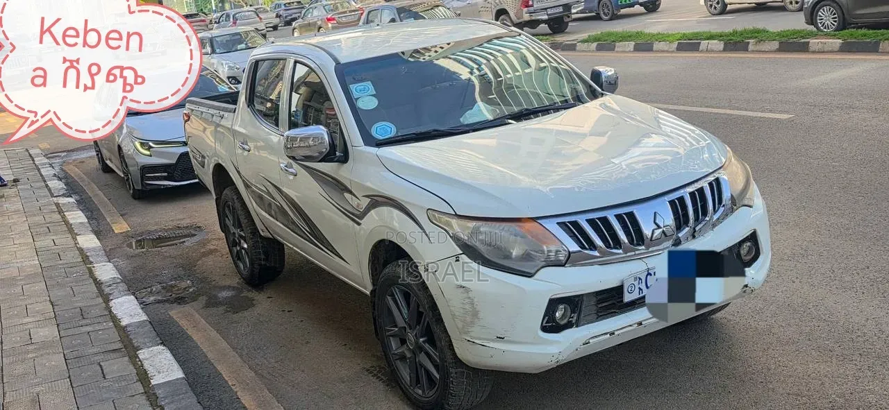 Mitsubishi L200 2007 White