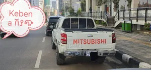 Mitsubishi L200 2007 White