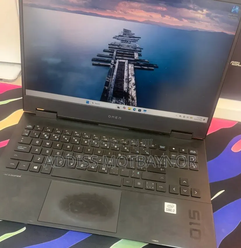 New Laptop HP Omen 17 16GB Intel Core i7 SSD 1T