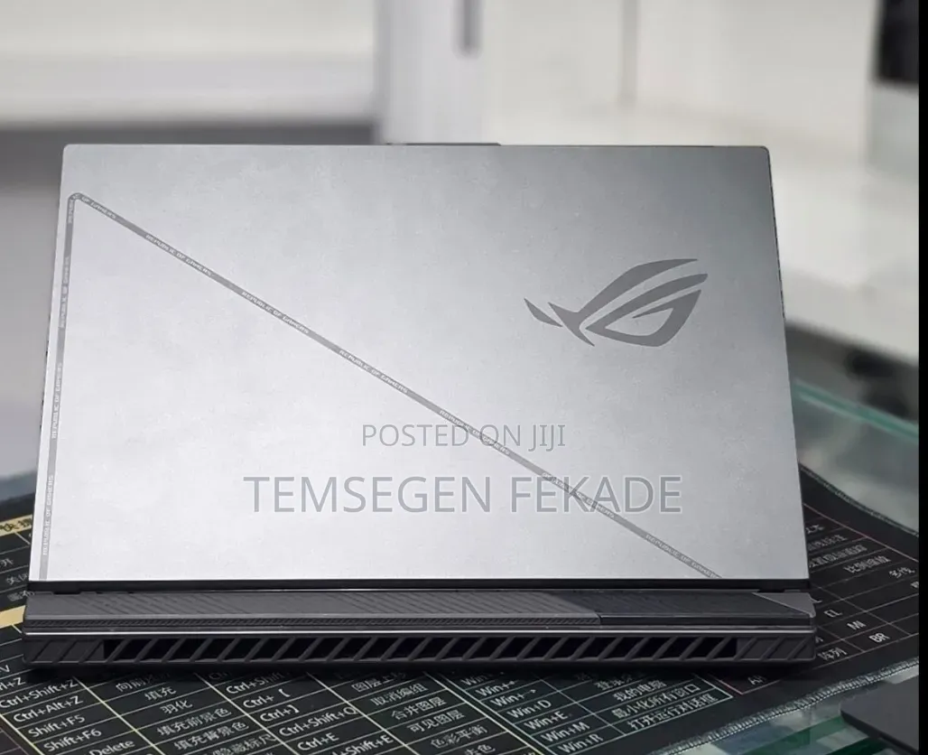 New Laptop Asus ROG Strix G16 G614 16GB Intel Core i5 SSD 512GB