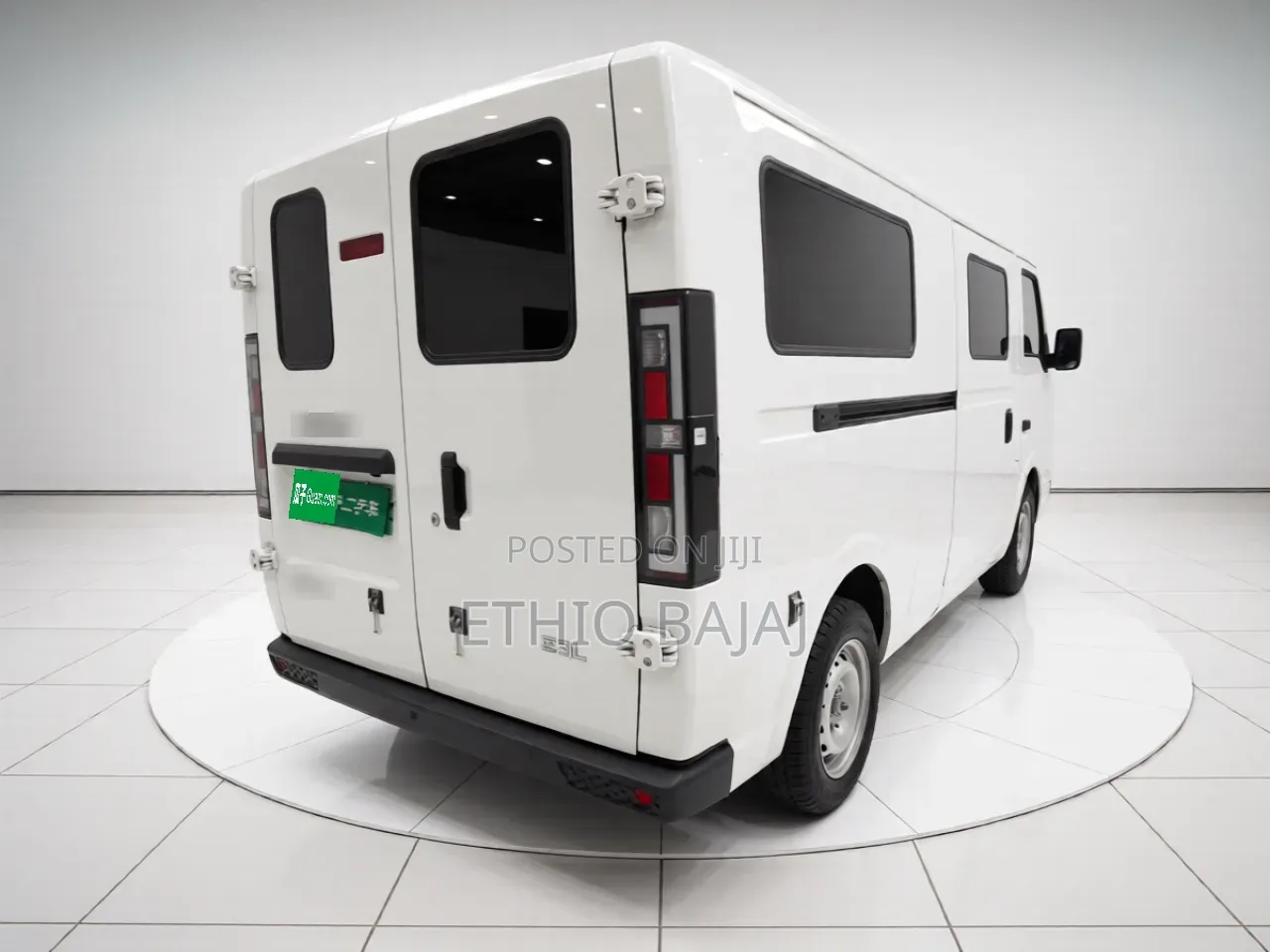 New Bus 2025 White