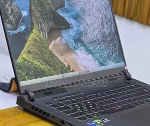 New Laptop Asus ROG Strix G15 16GB Intel Core i7 SSD 1T