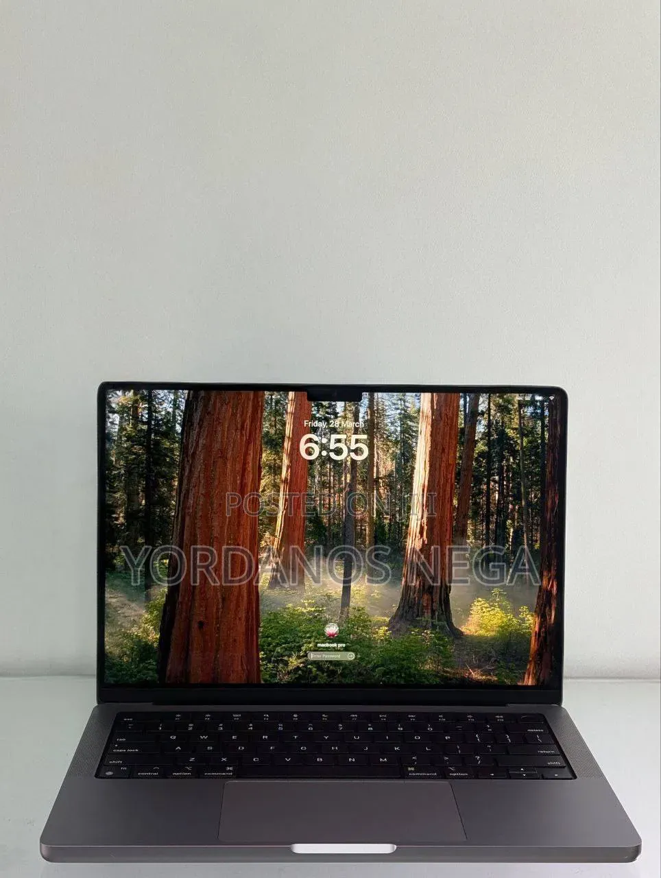 New Laptop Apple MacBook Pro 2021 M1 16GB Apple M1 Pro SSD 512GB
