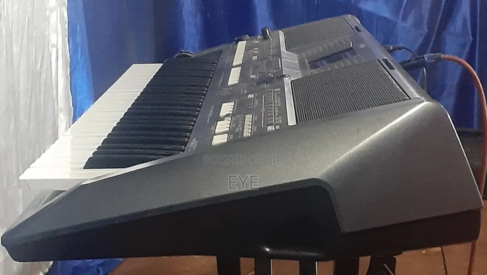 Yamaha Keybord PSR S670