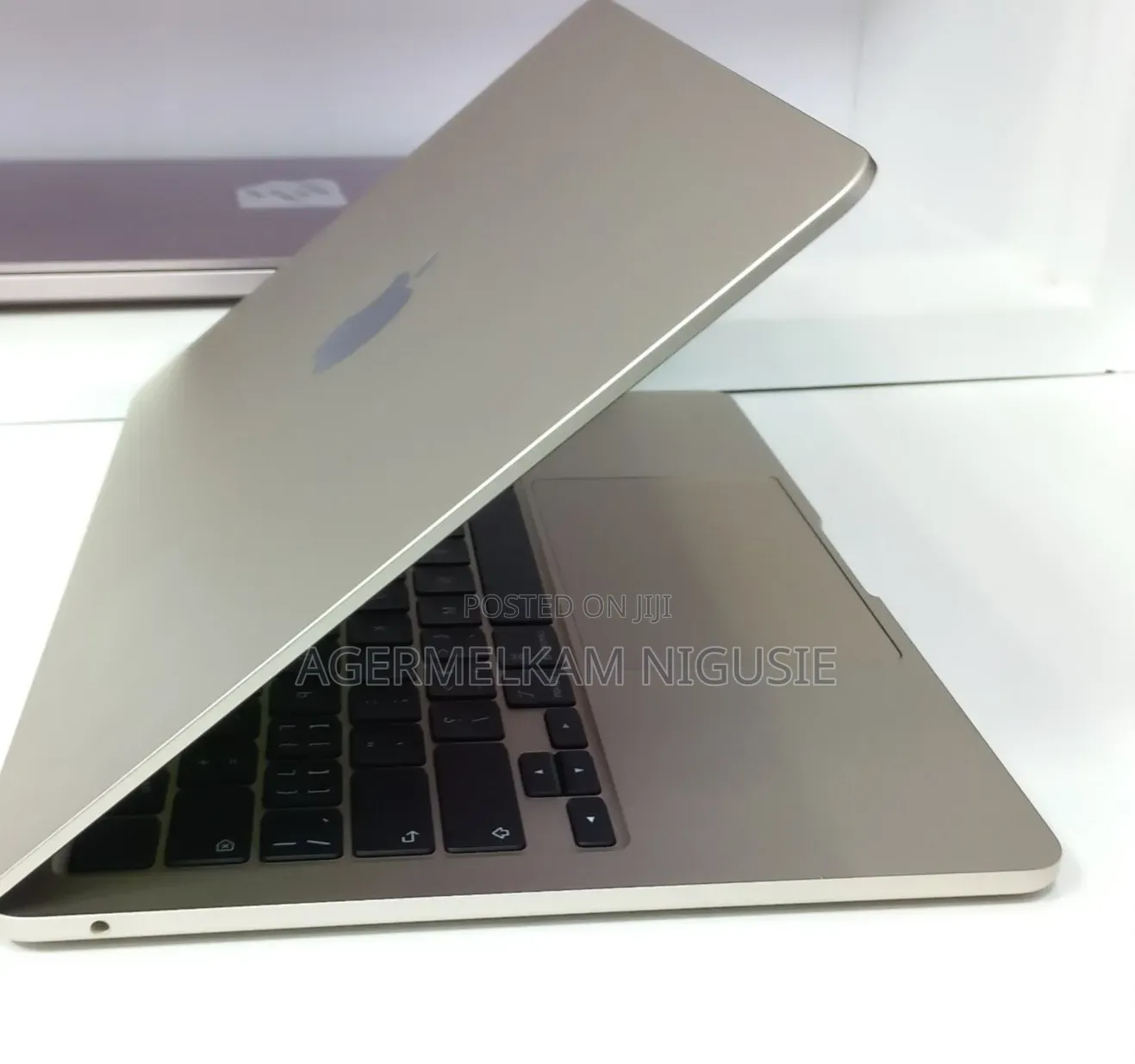 New Laptop Apple MacBook Air 2026 M5 16GB AMD A10 SSD 512GB