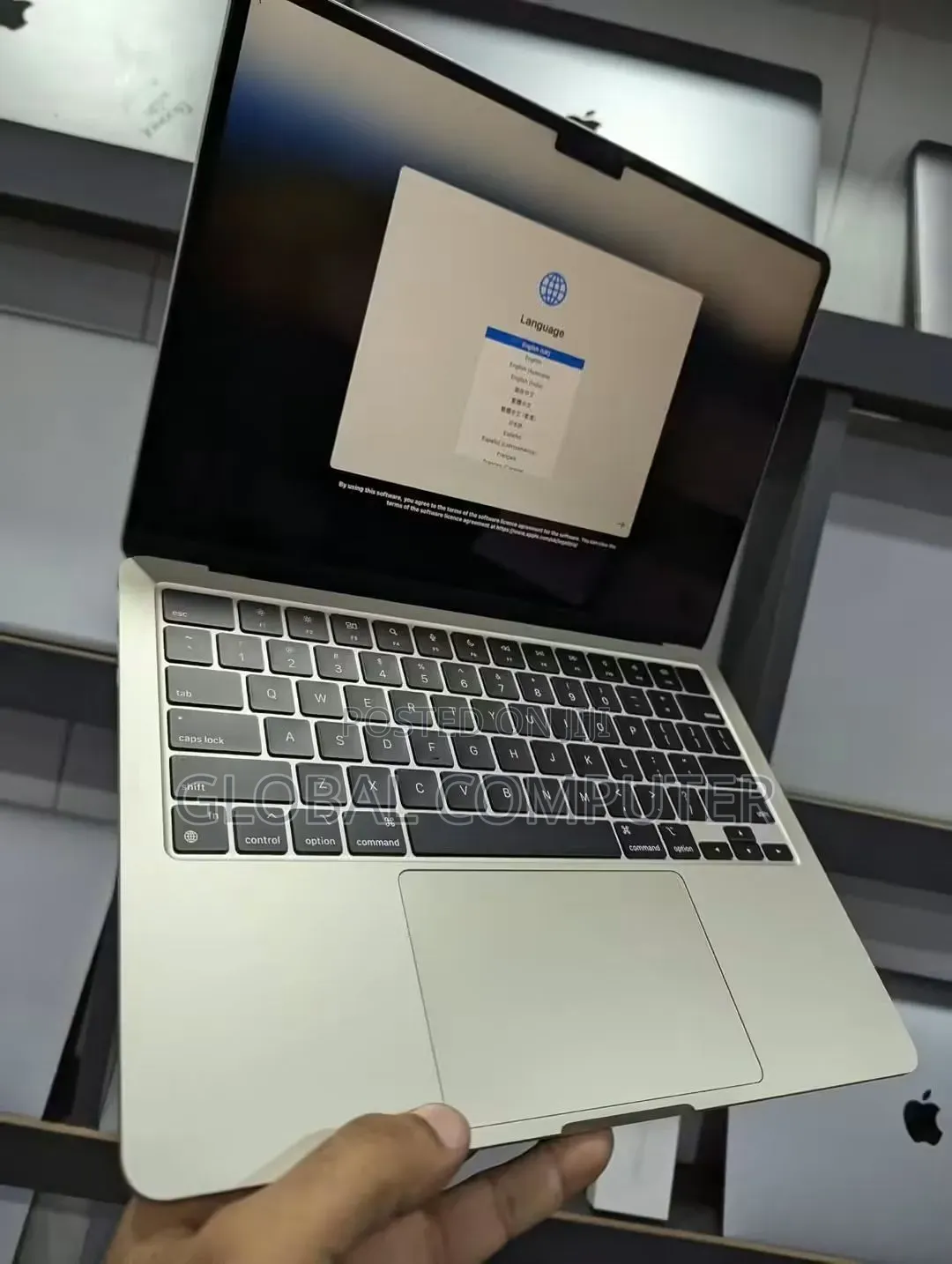 New Laptop Apple MacBook Air 2022 M2 8GB Apple M2 SSD 256GB