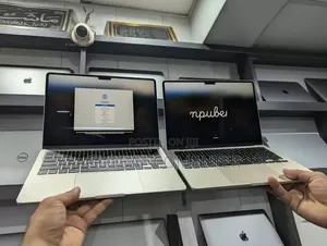 New Laptop Apple MacBook Air 2022 M2 8GB Apple M2 SSD 256GB