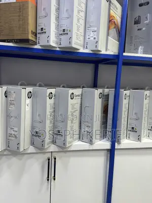HP 27 Inch Monitor Packed