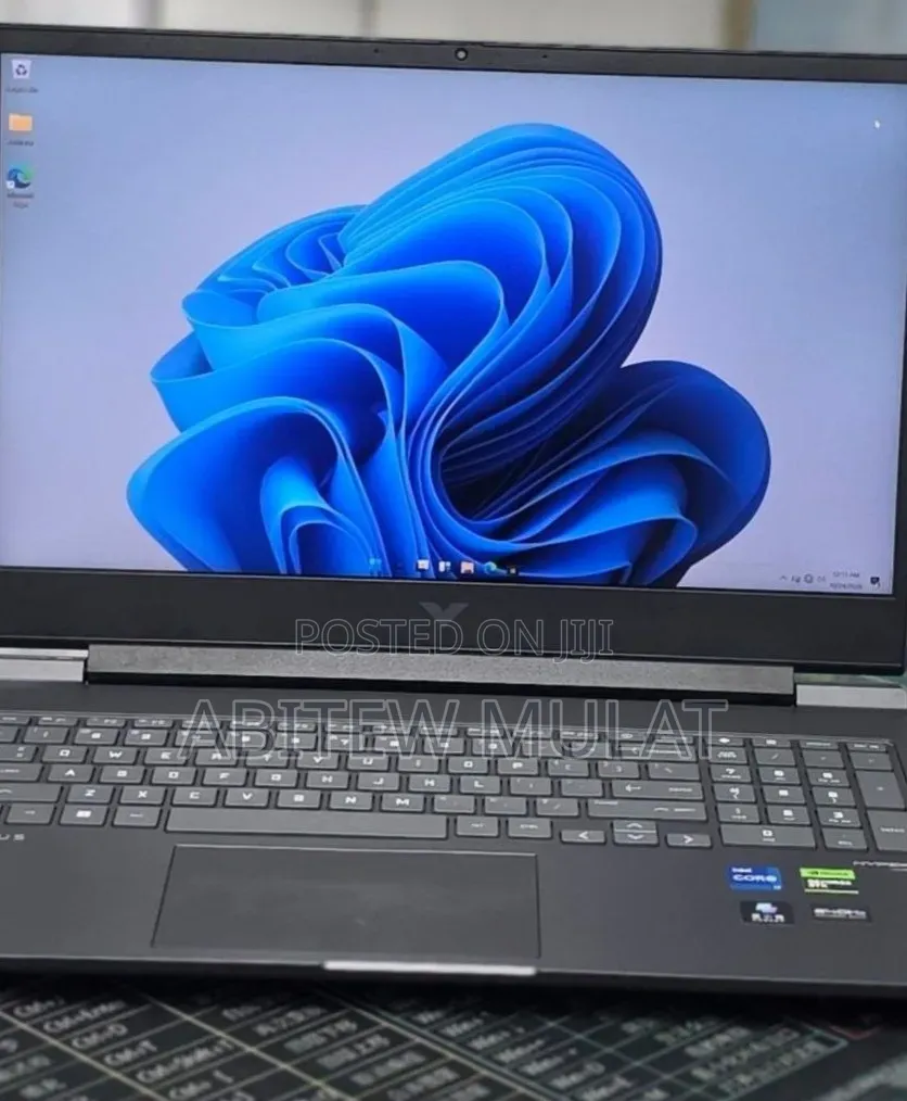 New Laptop HP Victus 16 16GB Intel Core i7 SSD 1T