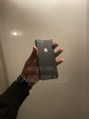 Apple iPhone 8 64 GB Black