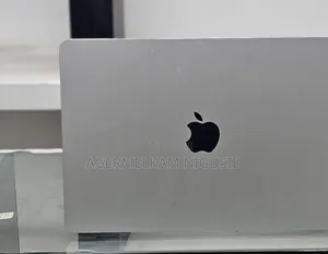 New Laptop Apple MacBook Air 2022 M2 16GB AMD A10 SSD 512GB