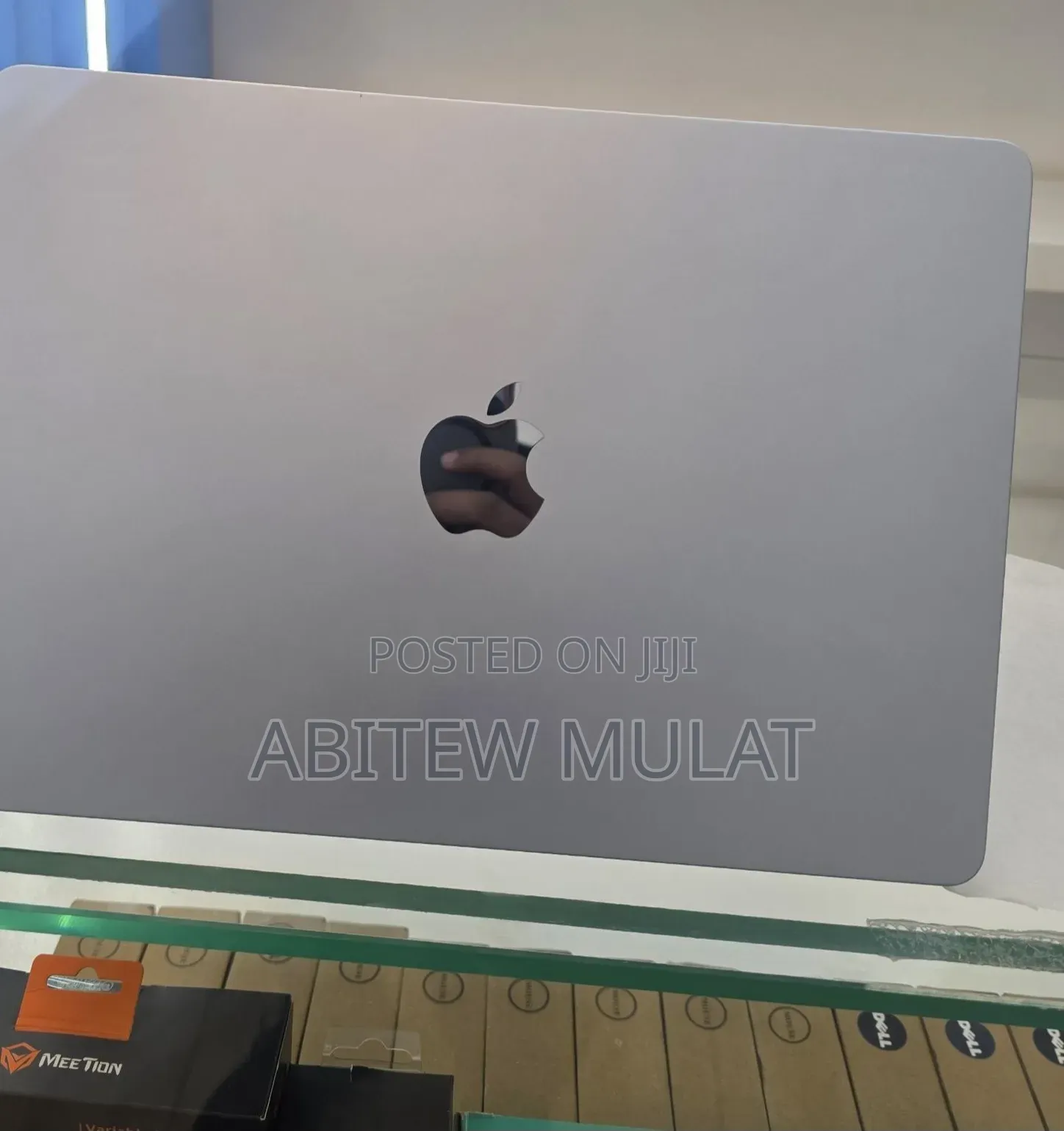 New Laptop Apple MacBook Air 2025 M4 16GB Apple M4 SSD 512GB