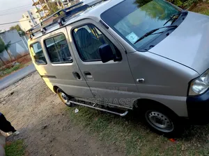 New Suzuki Eeco 1.2 CNG FWD 2024 Silver