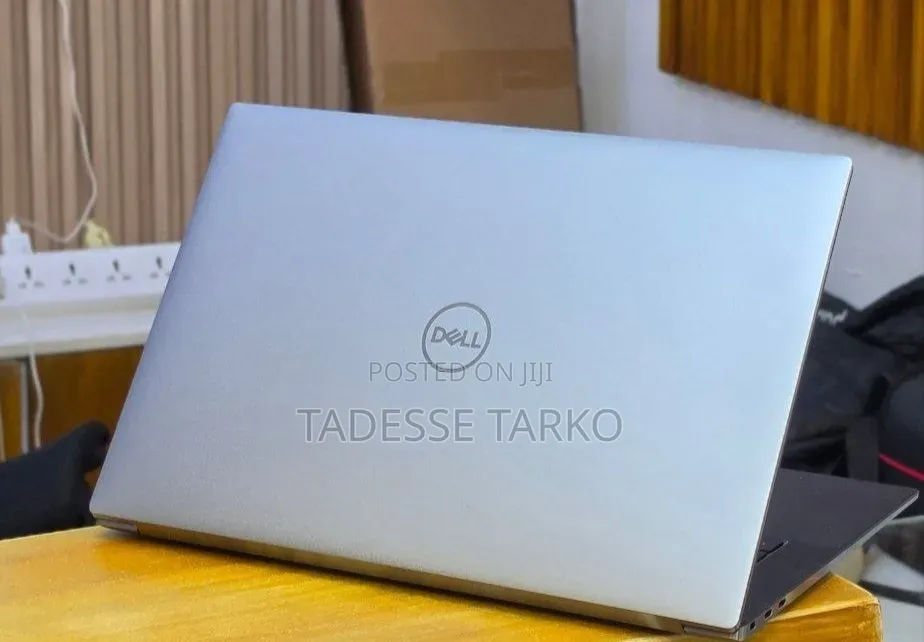 New Laptop Dell Precision 5550 16GB Intel Core i7 SSD 512GB