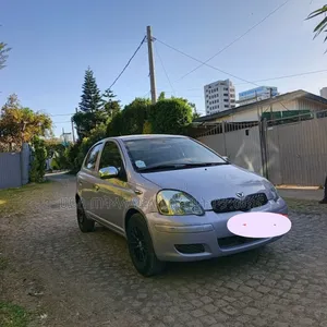 Toyota Vitz 2004 Pink