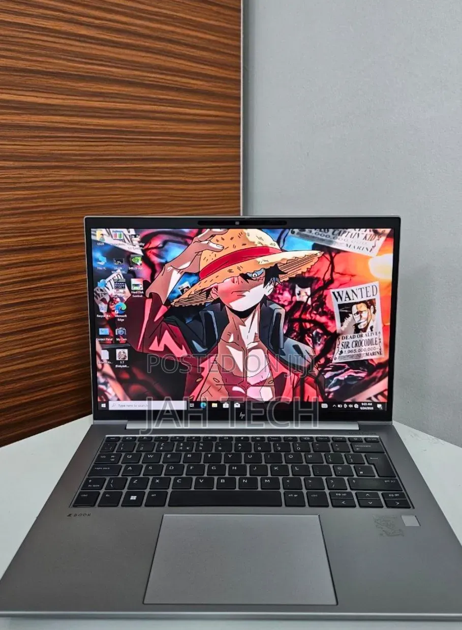 New Laptop HP ZBook Firefly 14 G10 16GB Intel Core i7 SSD 512GB