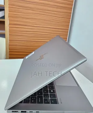 New Laptop HP ZBook Firefly 14 G10 16GB Intel Core i7 SSD 512GB