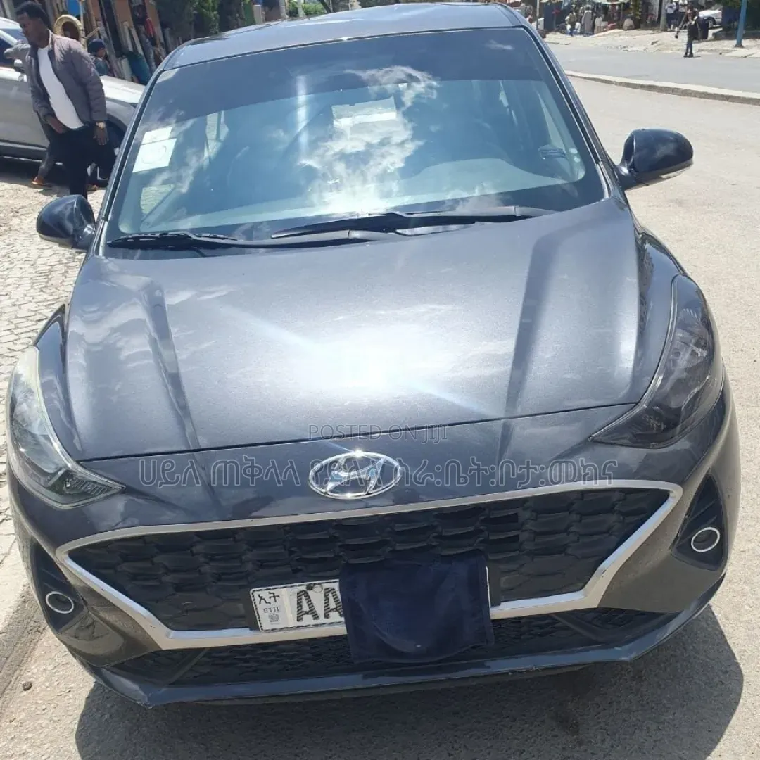 Hyundai I10 2023 Maroon