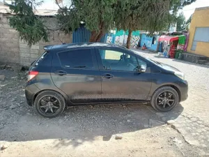 Toyota Yaris 2012 Maroon