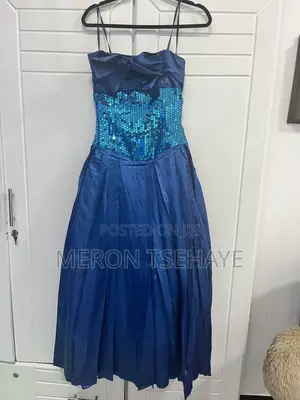 Sparkly Occassion Dress (M)