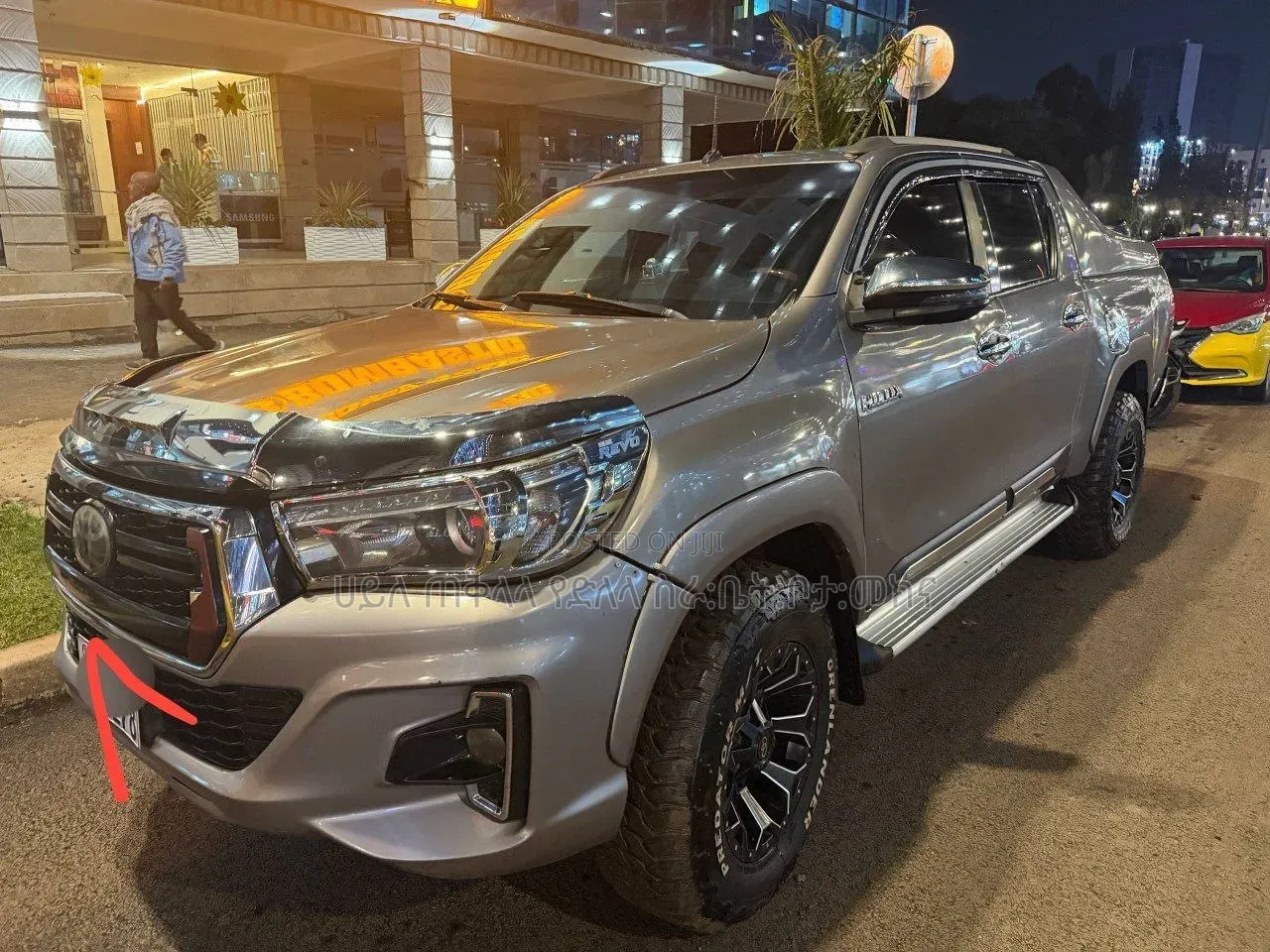 Toyota Hilux 2019 Pink