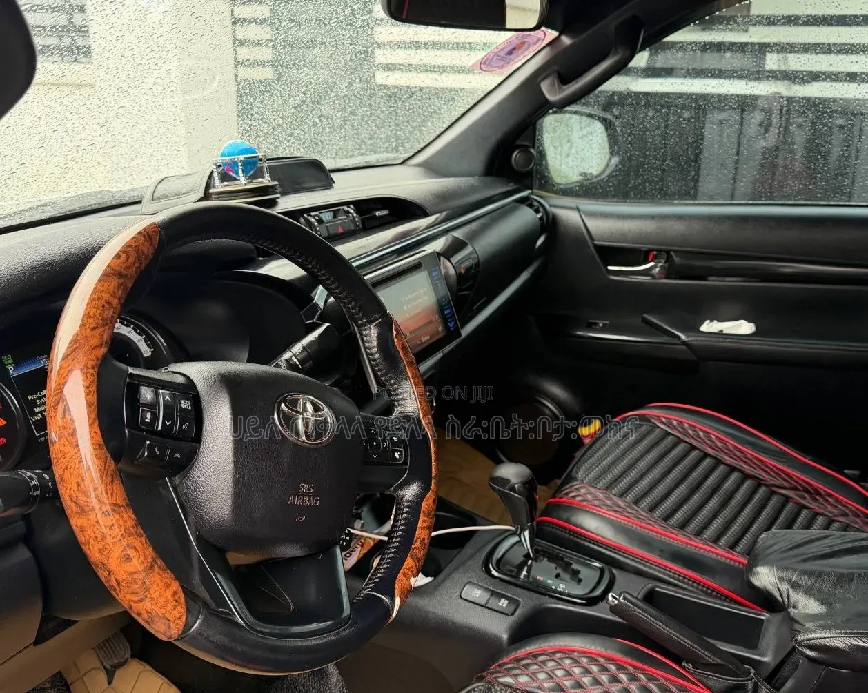 Toyota Hilux 2019 Pink