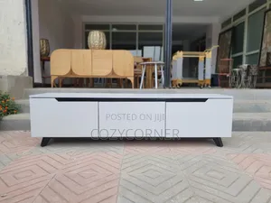 Laminated 1.50 Meters TV Stand With Fresh Looks. ቲቪ ስታንድ