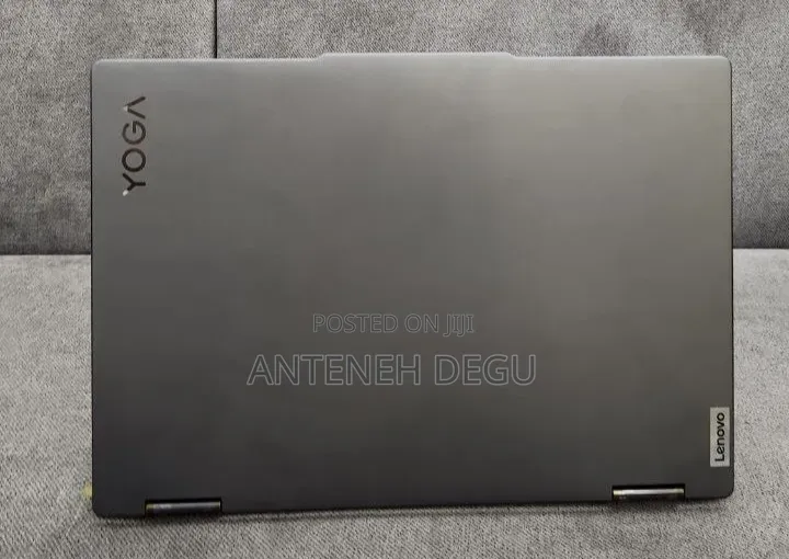 New Laptop Lenovo Yoga Slim 7 16GB Intel Core Ultra 7 SSD 512GB