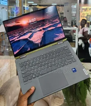 New Laptop Lenovo Yoga Slim 7 16GB Intel Core Ultra 7 SSD 512GB