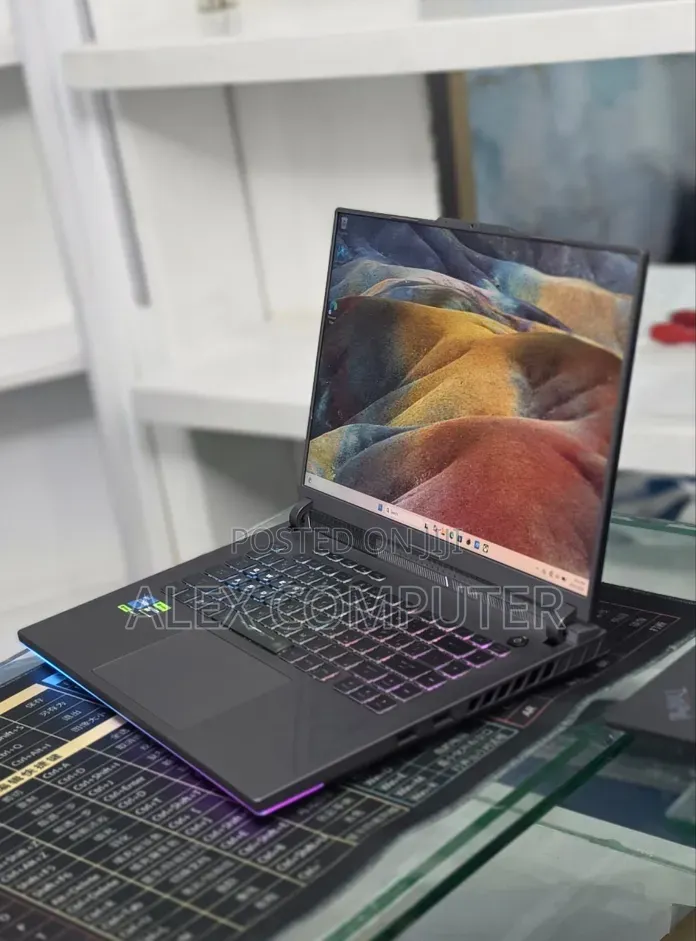 New Laptop Asus ROG Strix G16 G614 16GB Intel Core i5 SSD 512GB