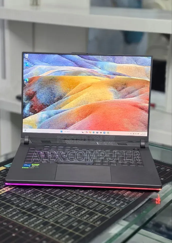 New Laptop Asus ROG Strix G16 G614 16GB Intel Core i5 SSD 512GB