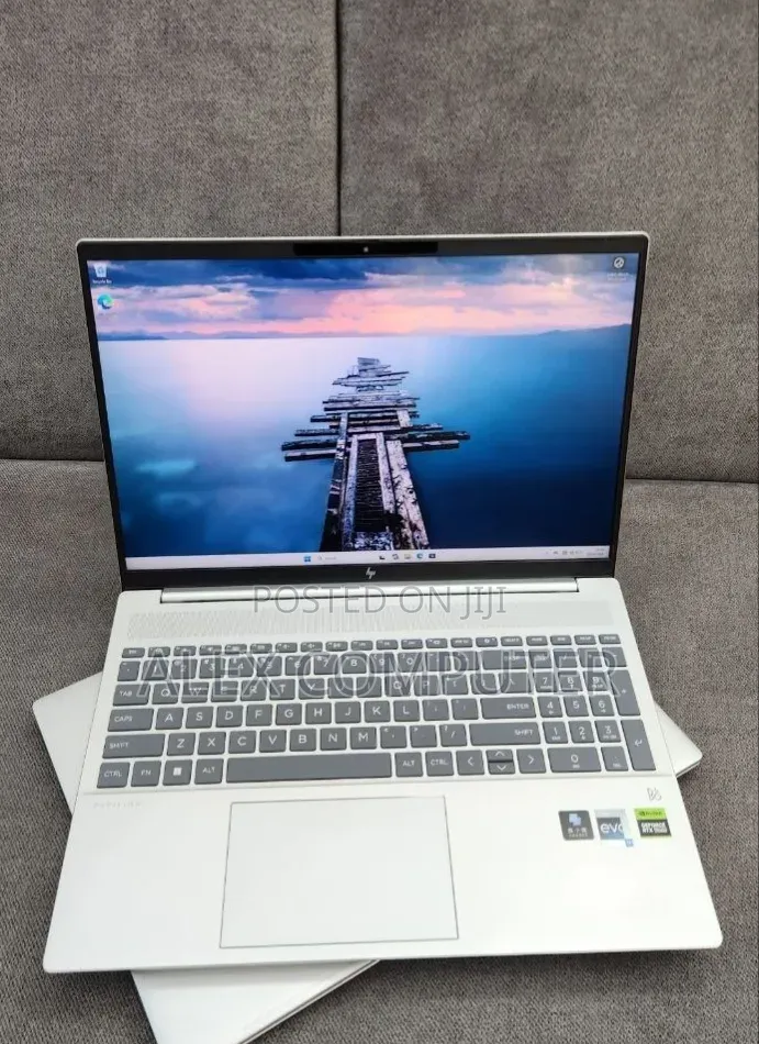 New Laptop HP Pavilion 15 16GB Intel Core i7 SSD 1T