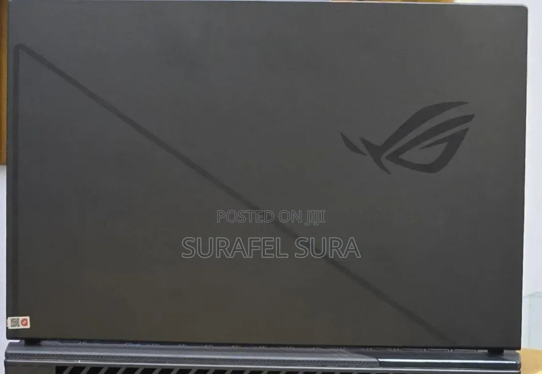 New Laptop Asus ROG Strix G16 16GB Intel Core i7 SSD 1T