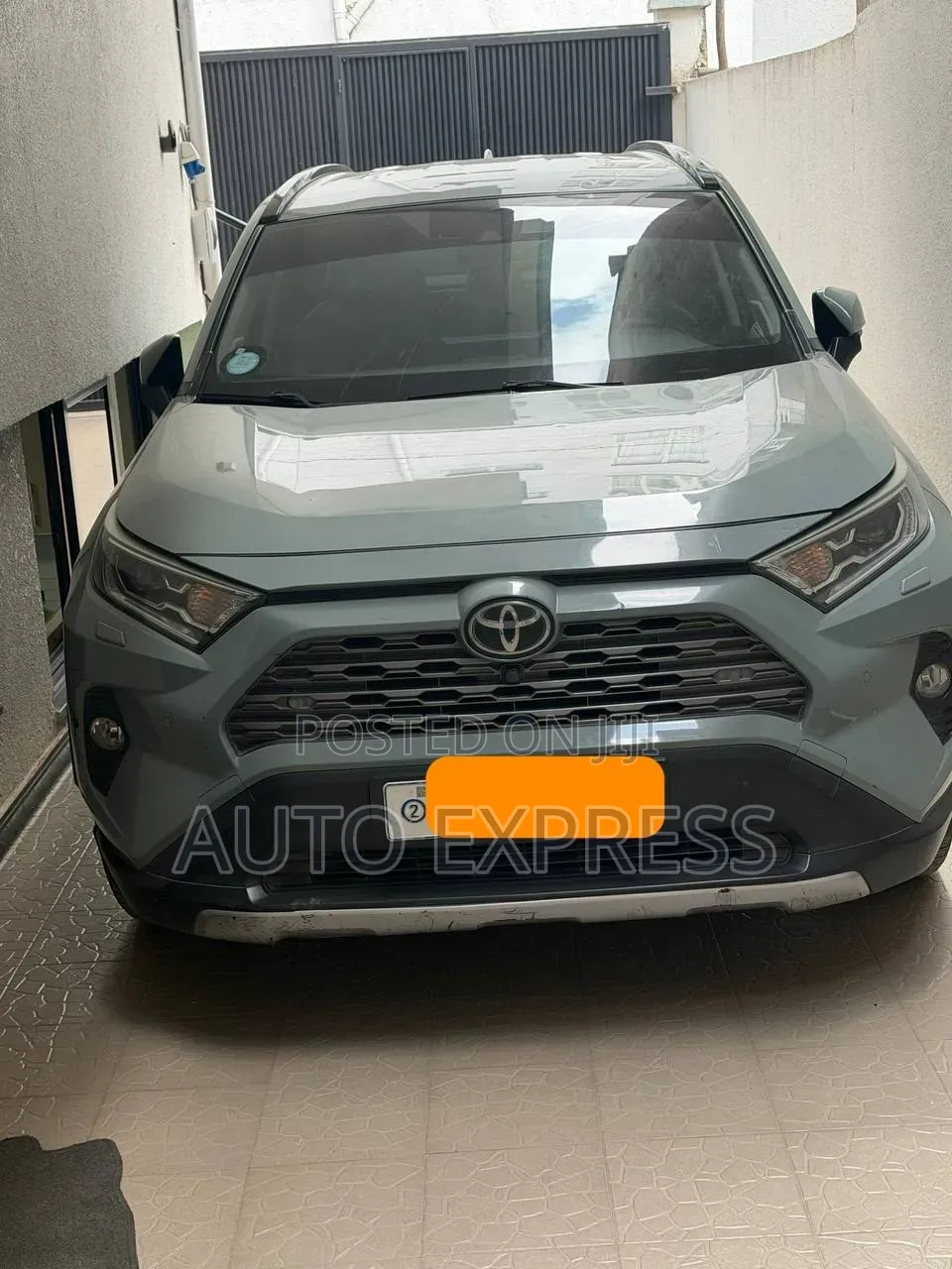 Toyota RAV4 2020 Blue