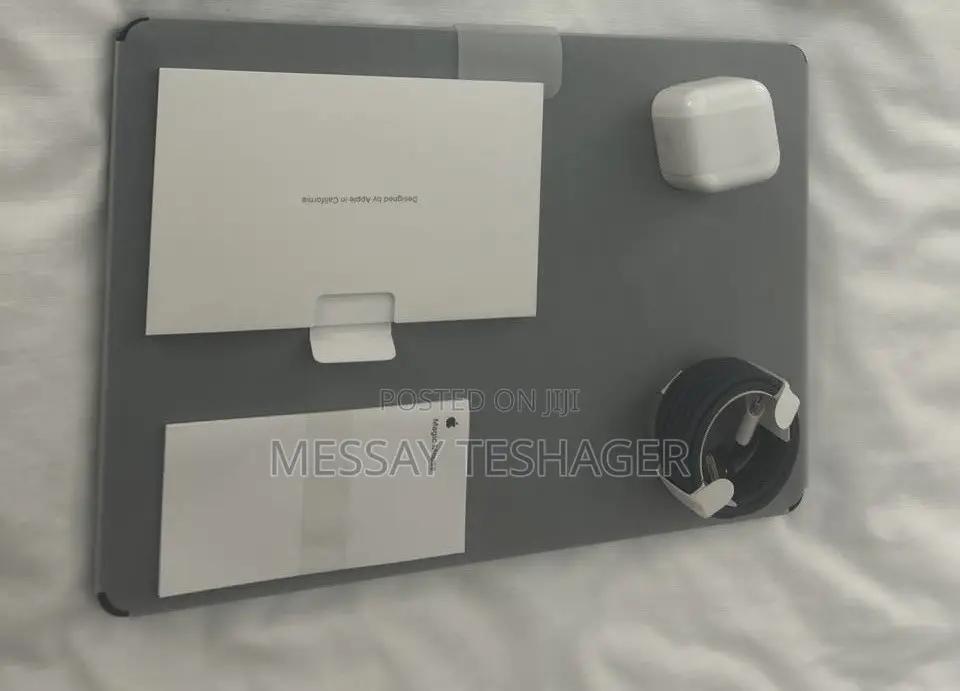 New Laptop Apple MacBook Air 2026 M5 16GB Apple M5 SSD 512GB