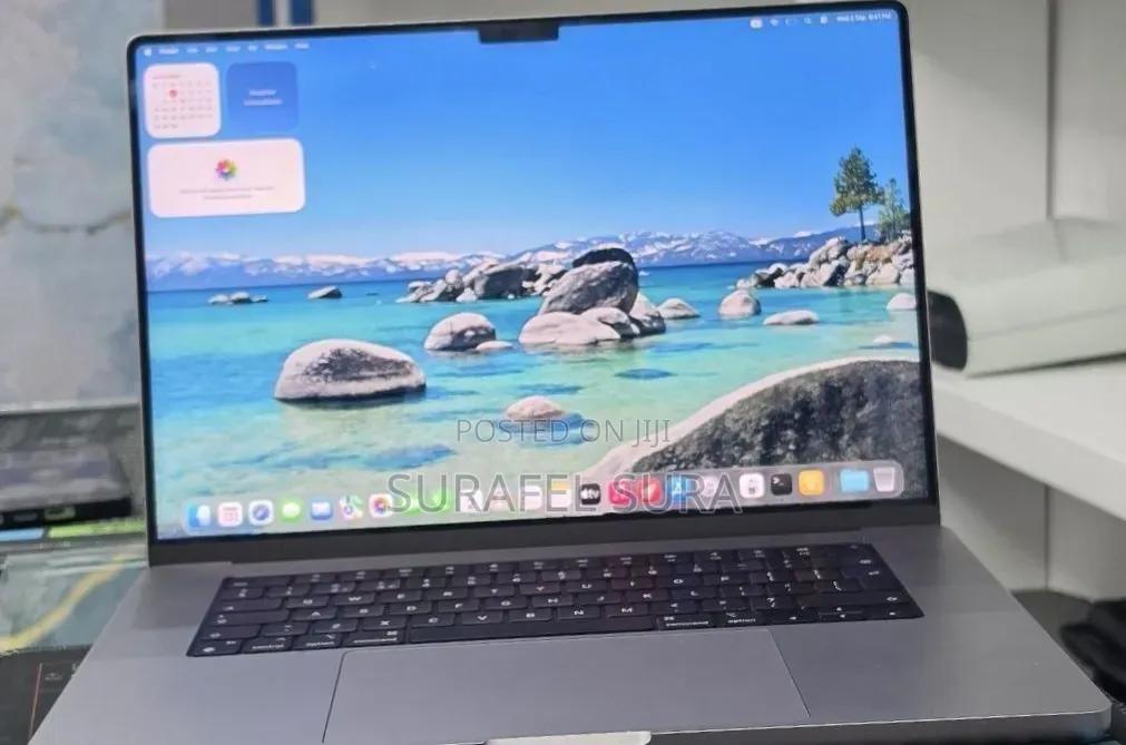 New Laptop Apple MacBook Pro 2021 M1 32GB Apple M1 Pro SSD 512GB