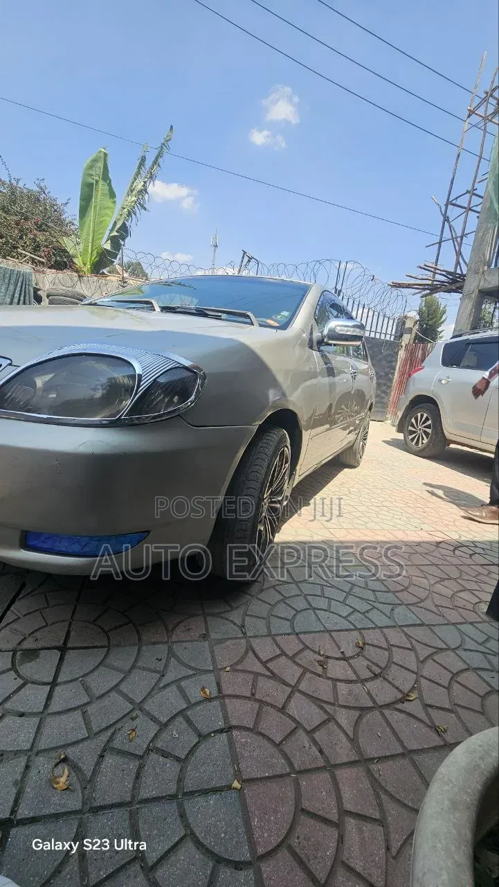 Toyota Corolla 2003 Beige