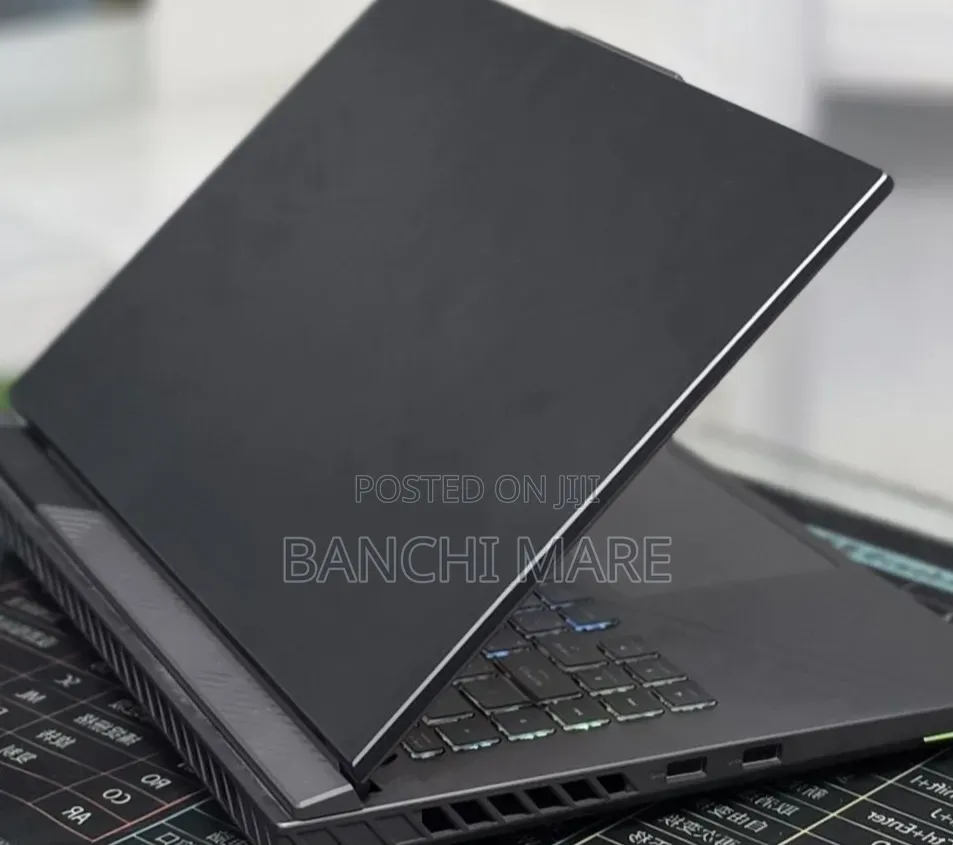 New Laptop Asus ROG Strix G16 G614 16GB Intel Core i5 SSD 512GB