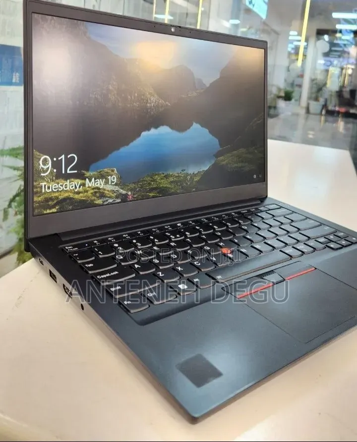 New Laptop Lenovo ThinkPad E14 Gen 4 16GB Intel Core i7 SSD 512GB
