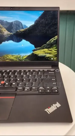 New Laptop Lenovo ThinkPad E14 Gen 4 16GB Intel Core i7 SSD 512GB