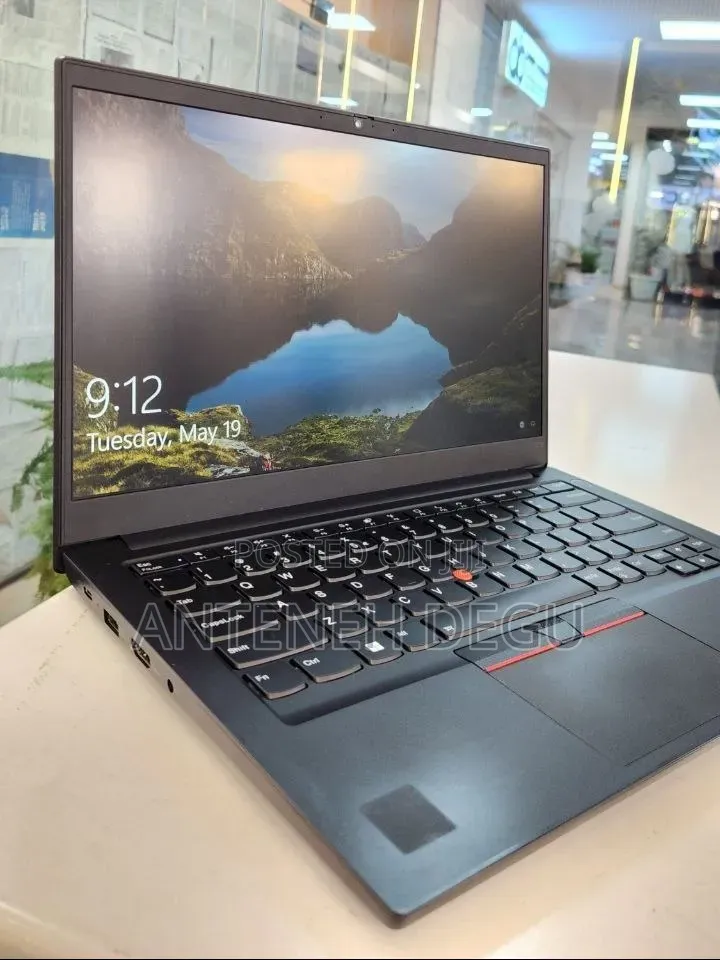 New Laptop Lenovo ThinkPad E14 Gen 4 16GB Intel Core i7 SSD 512GB