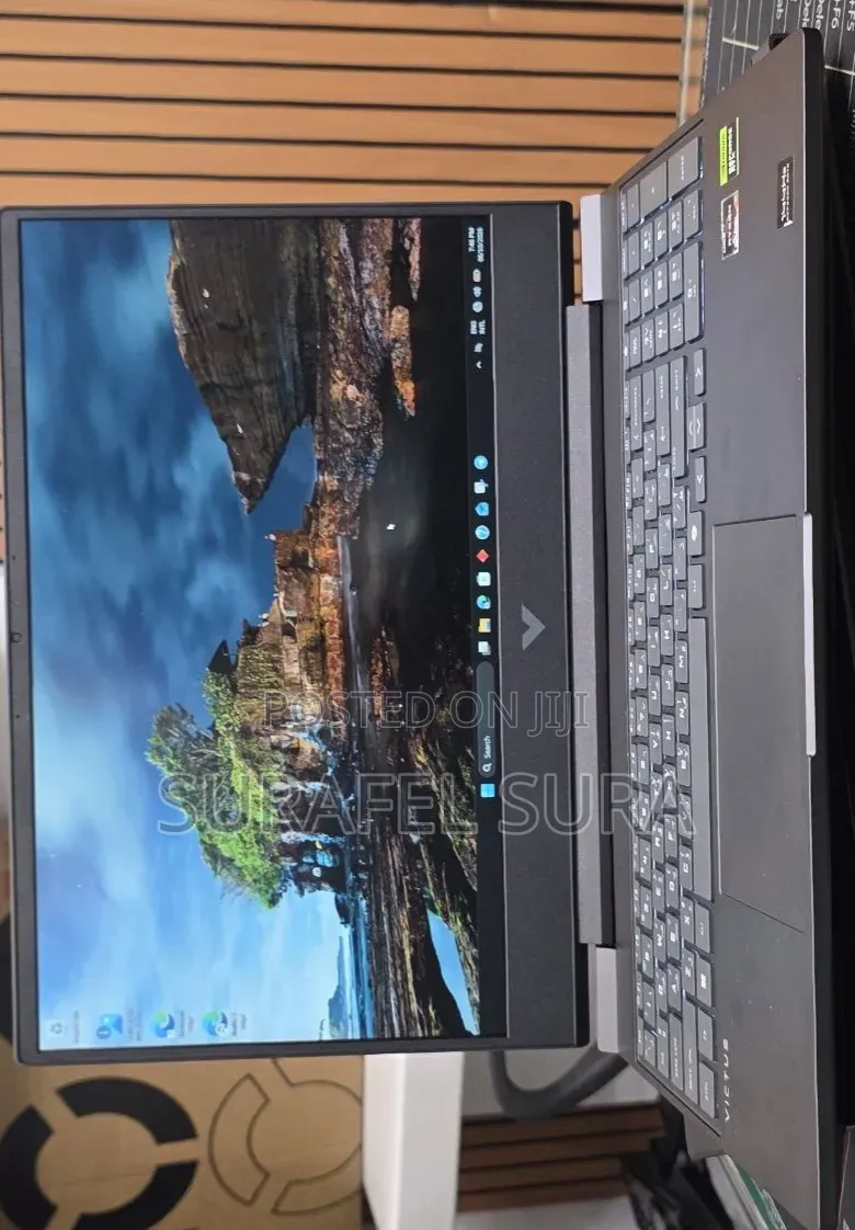 New Laptop HP Victus 16 16GB AMD Ryzen 7 SSD 512GB