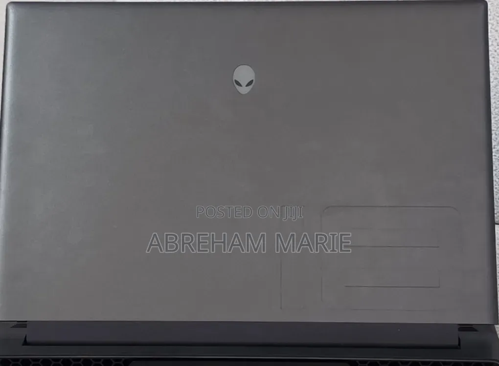 New Laptop Alienware M18 R2 32GB Intel Core i9 SSD 2T