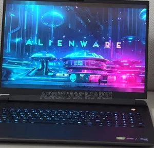 New Laptop Alienware M18 R2 32GB Intel Core i9 SSD 2T