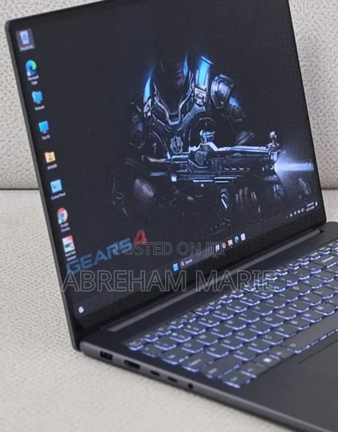 New Lenovo Yoga Pro 9i Aura Edition 32GB Intel Core Ultra 9 SSD 1T