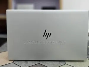 New Laptop HP ZBook Firefly G8 16GB Intel Core i7 SSD 512GB